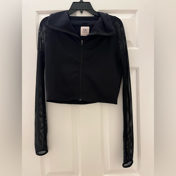 Fabletics x Demi Lovato- Bella Black Mesh Sleeve Jacket (M) - Picture 5 of 8